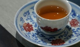 探索茶的神奇功效，助您降血压的茶叶选择